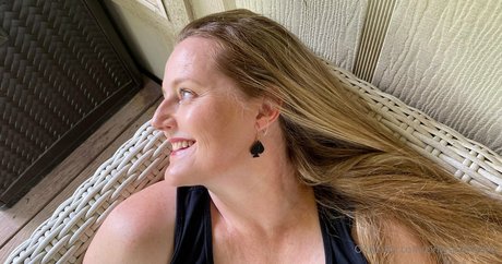 skinny ebony teen onlyfans free naked pic