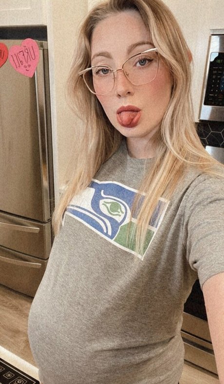 Cannibalqueen star nice picture