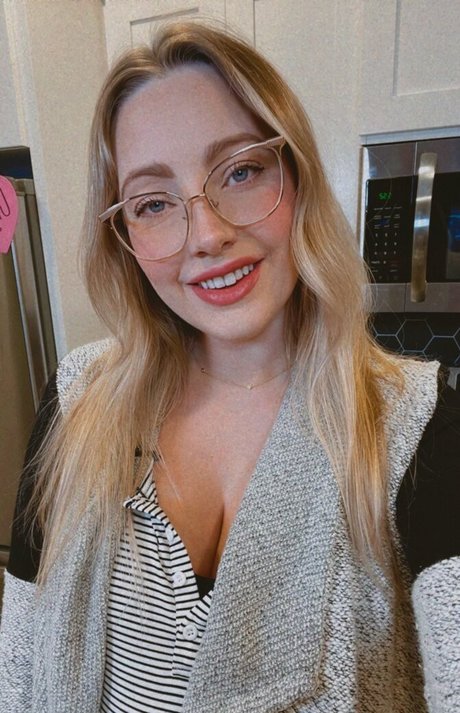 Cannibalqueen pornstar free img