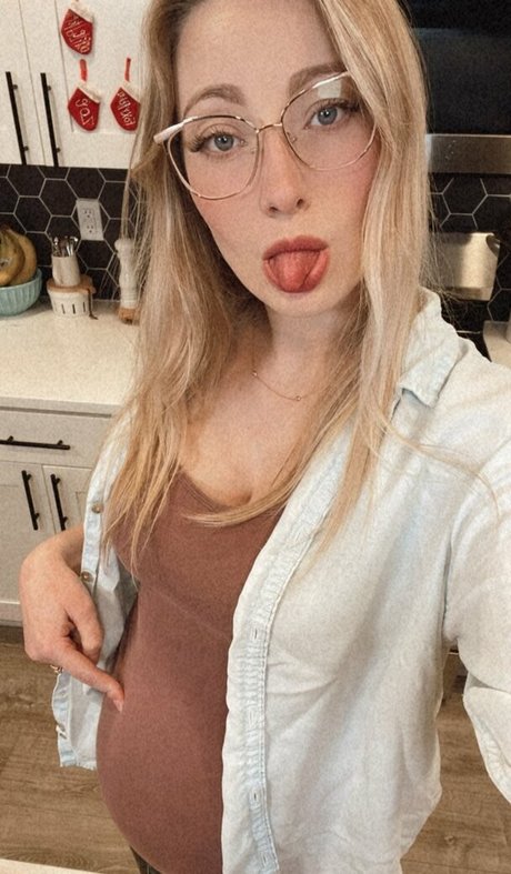 Cannibalqueen xxx actress image