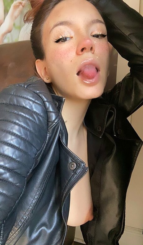 filipina onlyfans beautiful photo