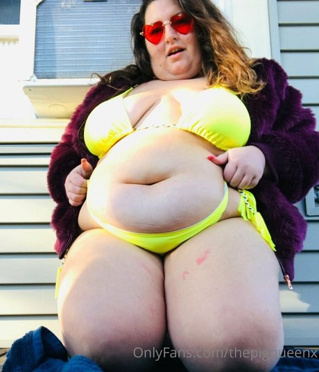 thepigqueenx naked actress img