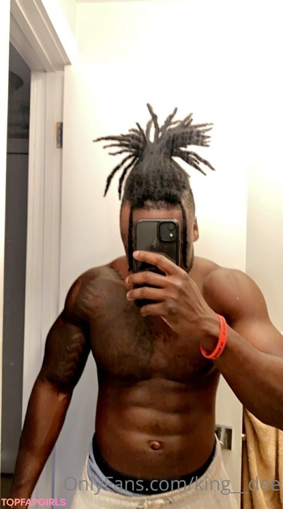 king  dee model pretty img
