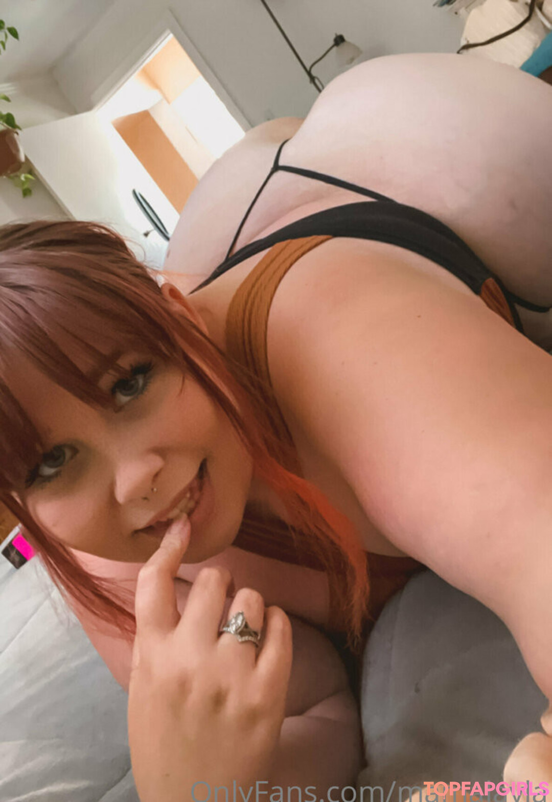 blonde babe onlyfans hot naked archive