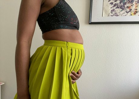 mangomob92 model porn picture