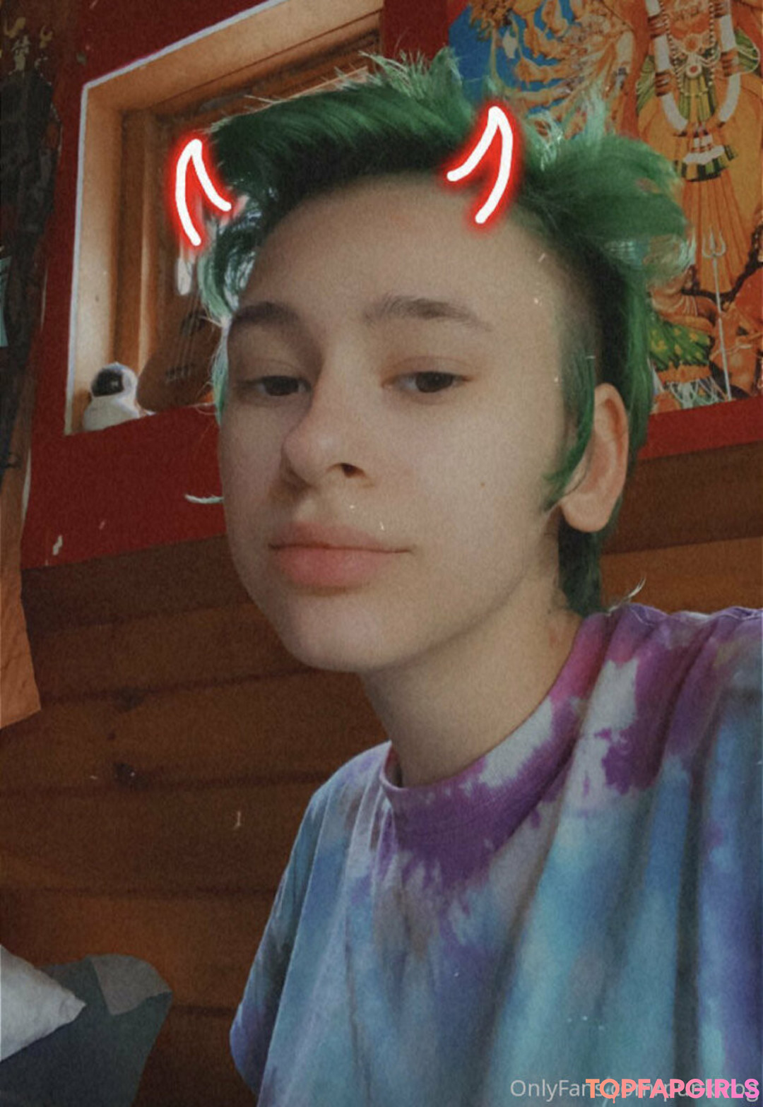 punkfrog perfect actress image