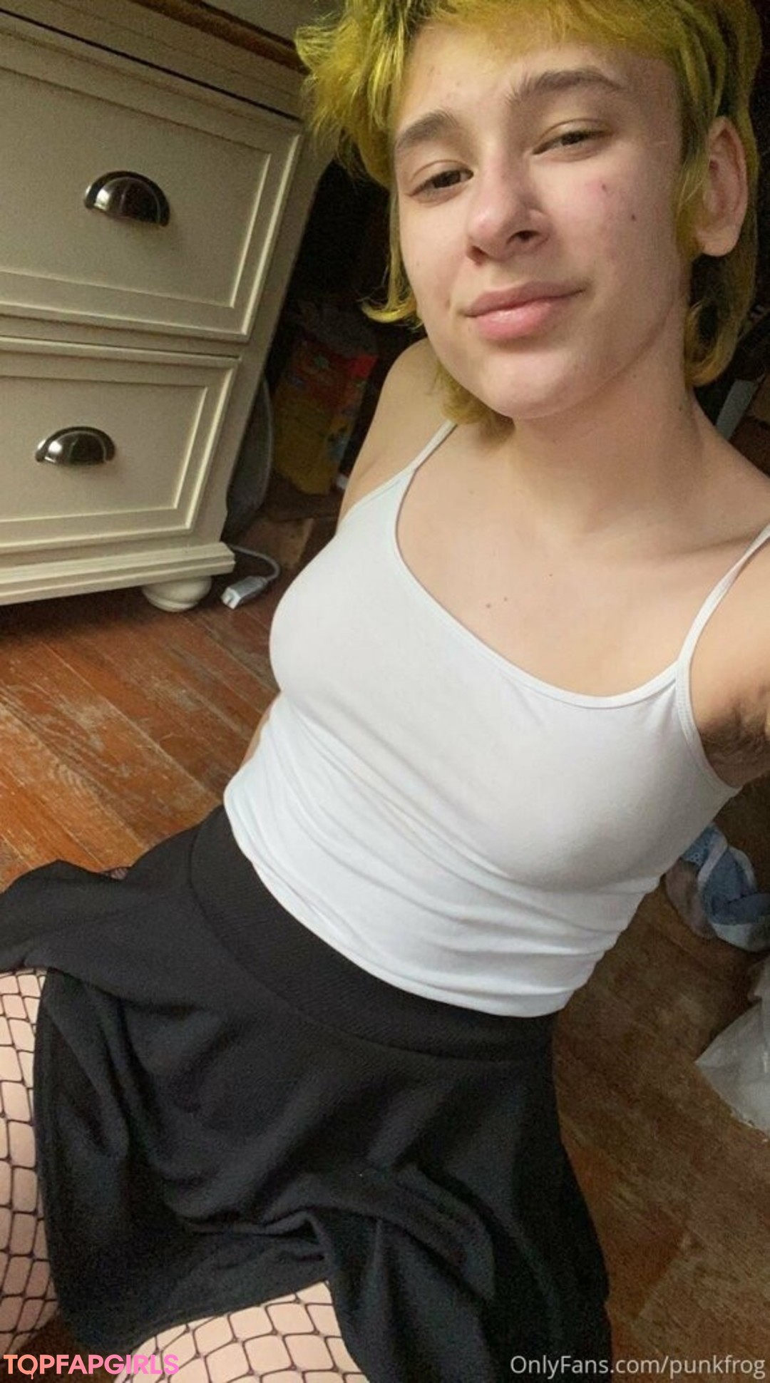 asian femboy onlyfans top images