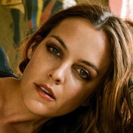 Riley Keough pornstar free archive