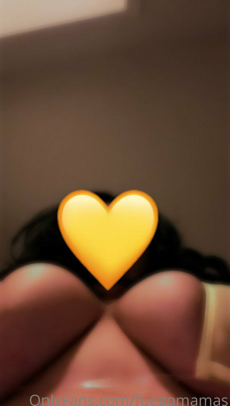 fuegomamas model high quality picture