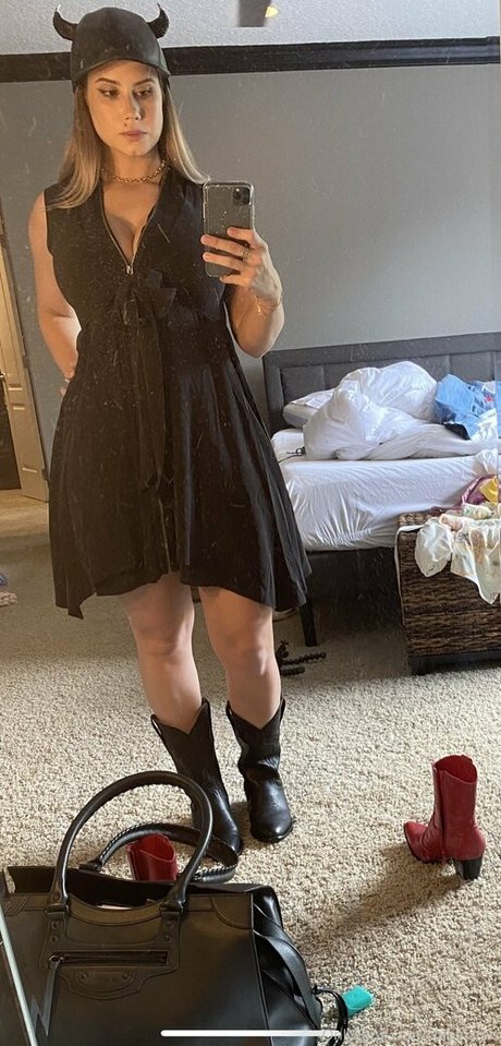 chloelamb high quality star photo