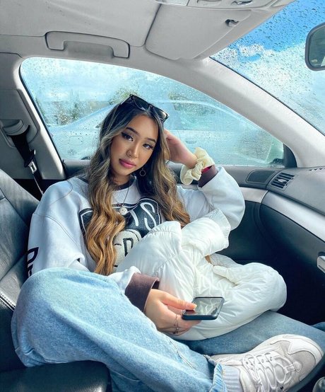 bbyl1ng pornstar high quality photo