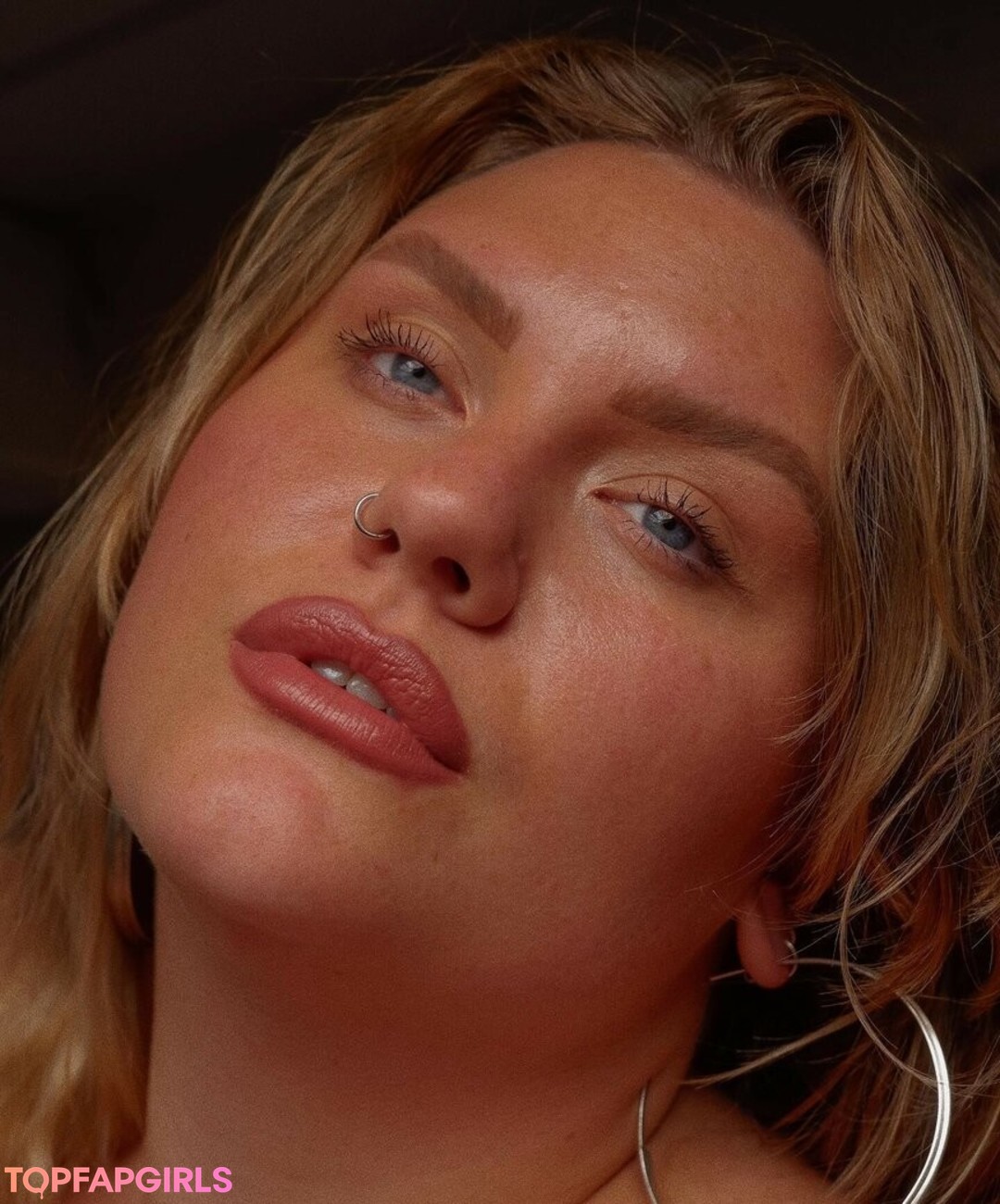 Lovaeij pornographic model img
