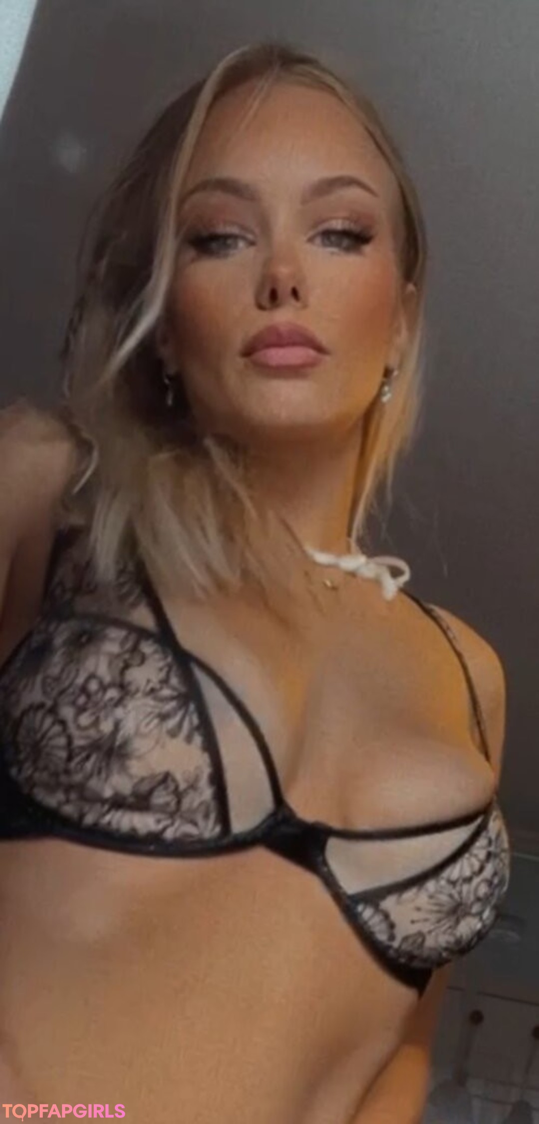 Laceyspanks naked actress image