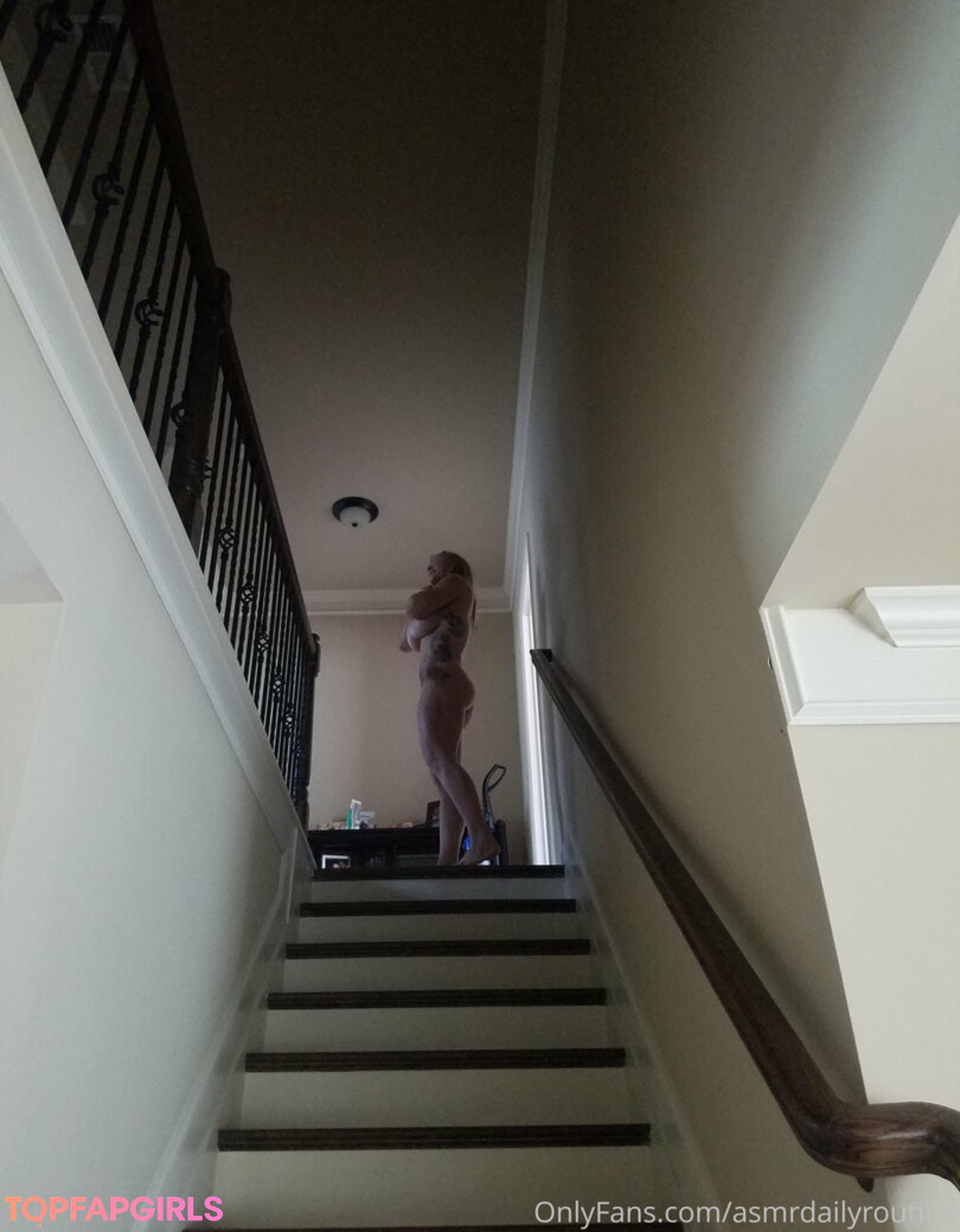 ASMRDailyRoutine model pretty galleries
