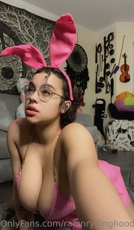 Rainnrydinghood star art photo