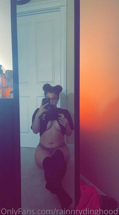 Rainnrydinghood star art photo