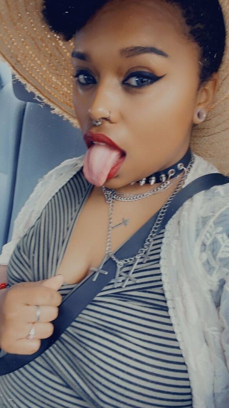 jewel kitten star nude img