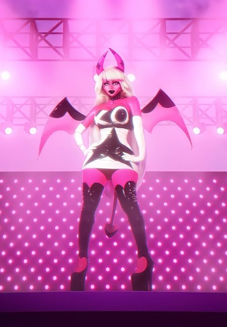 Paralllaxus exclusive model pictures