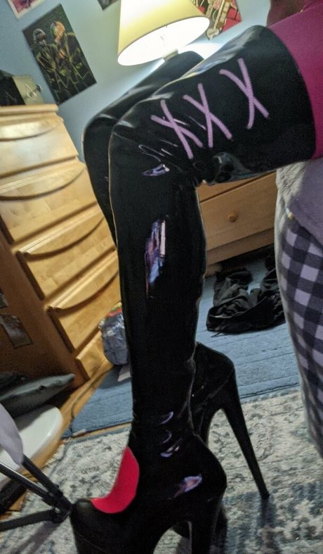 Paralllaxus nudes pornstar archive