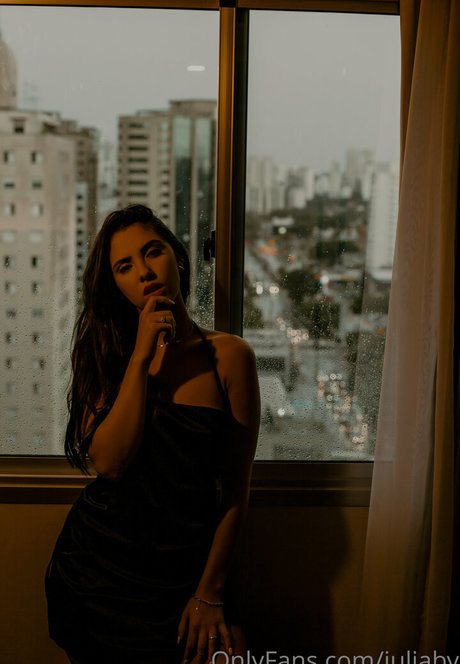 big onlyfans top img