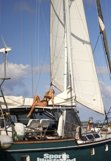 Camille Kostek nice star gallery