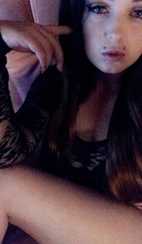 busty teen onlyfans sexy nudes pics