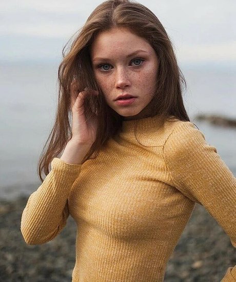 Lily Ana Alexander art actress images