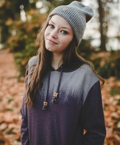 Lily Ana Alexander pornstar beautiful photos