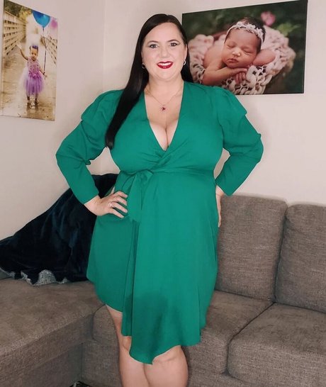 Curves and cableweights exclusive star pictures