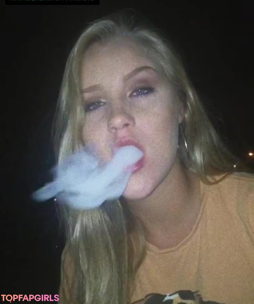 natnevv nude model picture