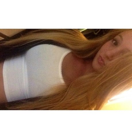 Kimi McFarland hot actress image