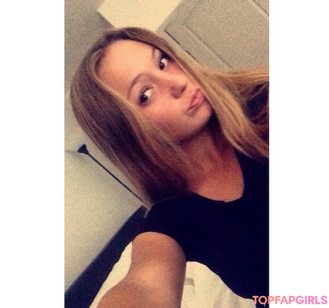 lesbian fisting onlyfans hd pic
