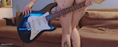 Naru Peridot pornstar nice photos