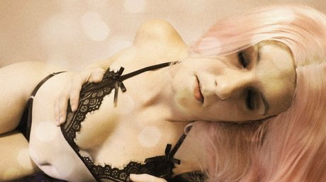 layannadoromitji star pornographic gallery