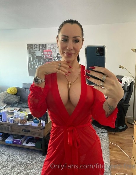 fitqueen free perfect model pic