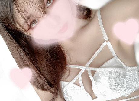 yumyum2momochan star nude archive