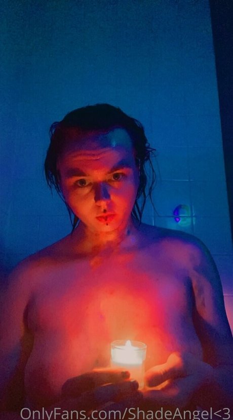 shadeangel erotic model image