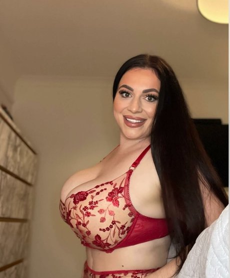 JasmineJamesx hot model pics