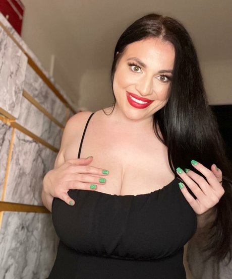 JasmineJamesx star pictures