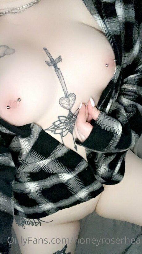 honeyroserhea art model archive