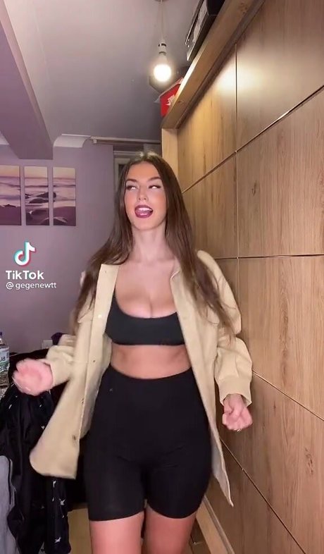 filipina onlyfans adult picture