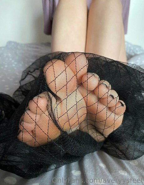 averyysfeet pornstar exclusive gallery