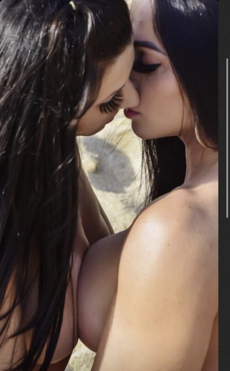 Valeria Pacheco model adult photos