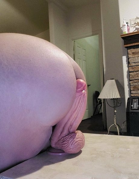 erikalewinskyy star naked picture