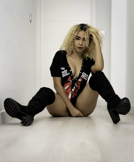 mariacabello exclusive model pic