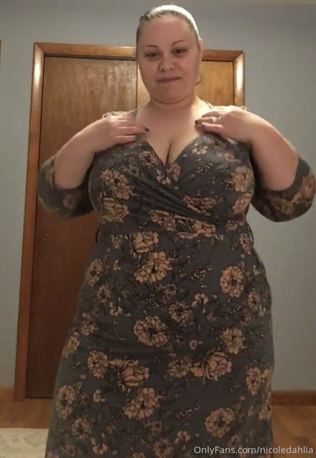 Nicoledahlia naked pornstar images