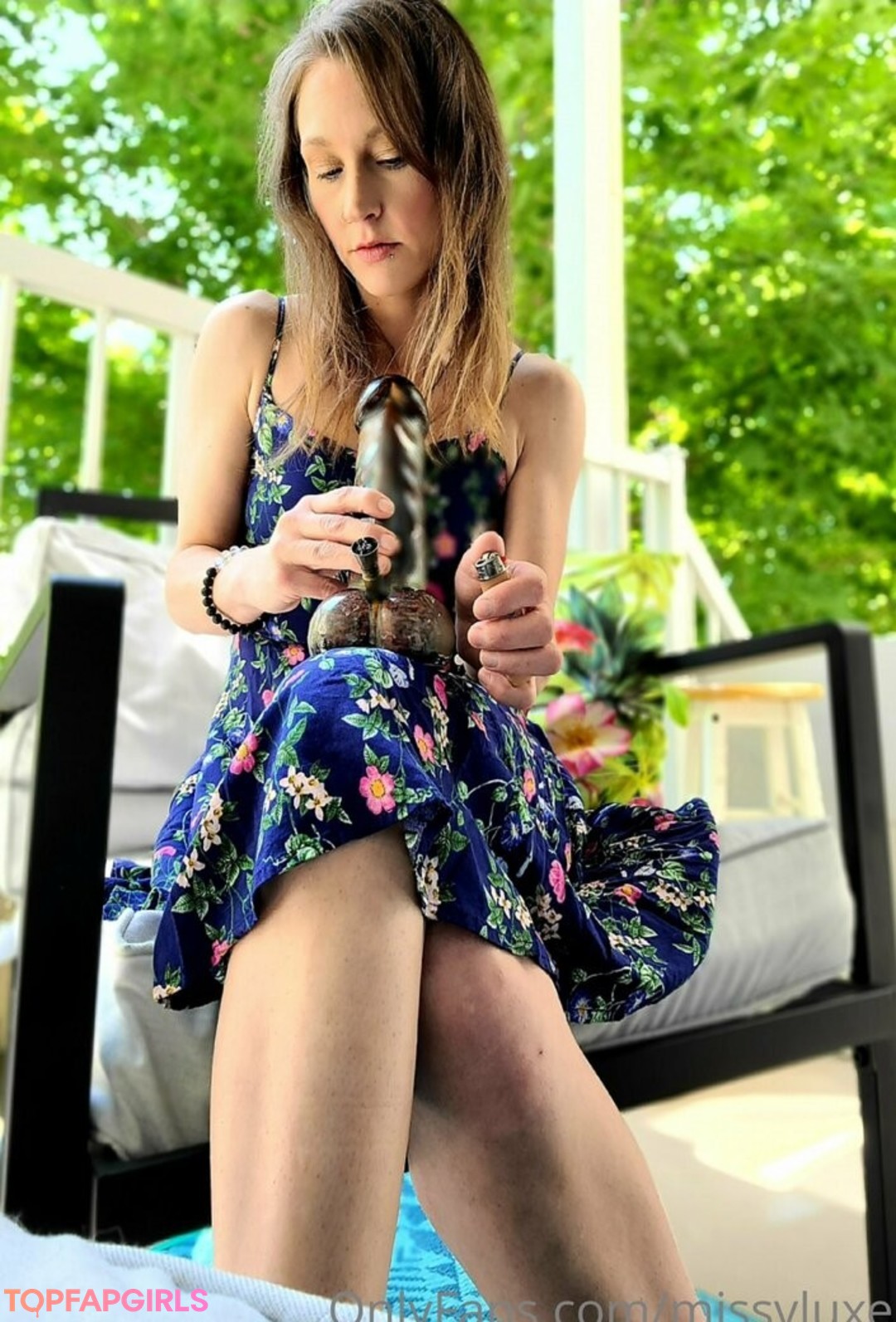 ava luxe erotic model photo