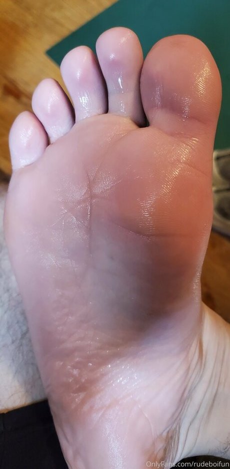 rudeboifun naked star img