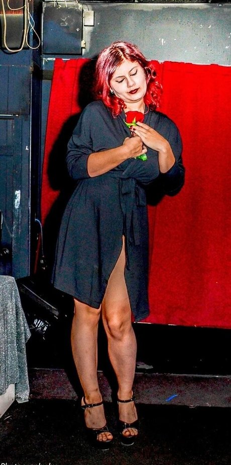 petite skinny onlyfans perfect archive