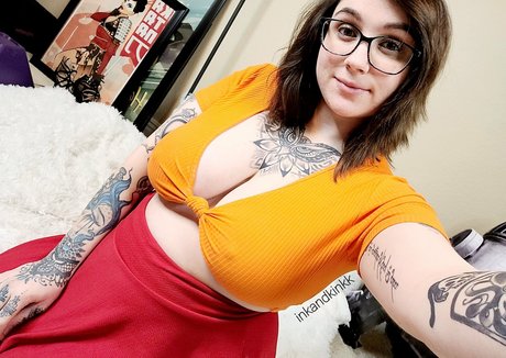 kinkytattedmilf high quality star pics